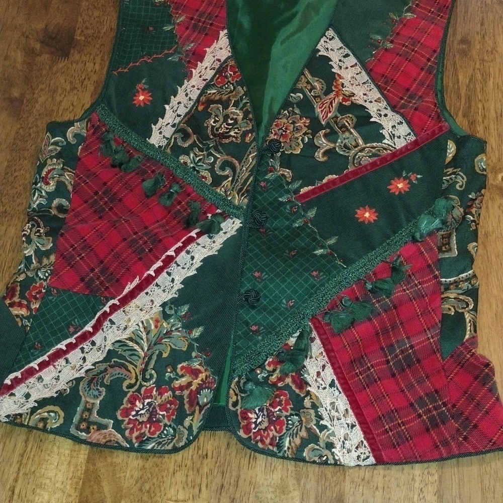 Vintage Lined Corduroy Plaid Embroidered Christmas Vest Patchwork M - Picture 3 of 6